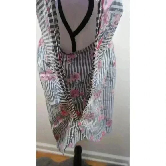 Time and Tru Women’s Striped Floral Blouse, Size M (8-10) - Picture 9 of 14